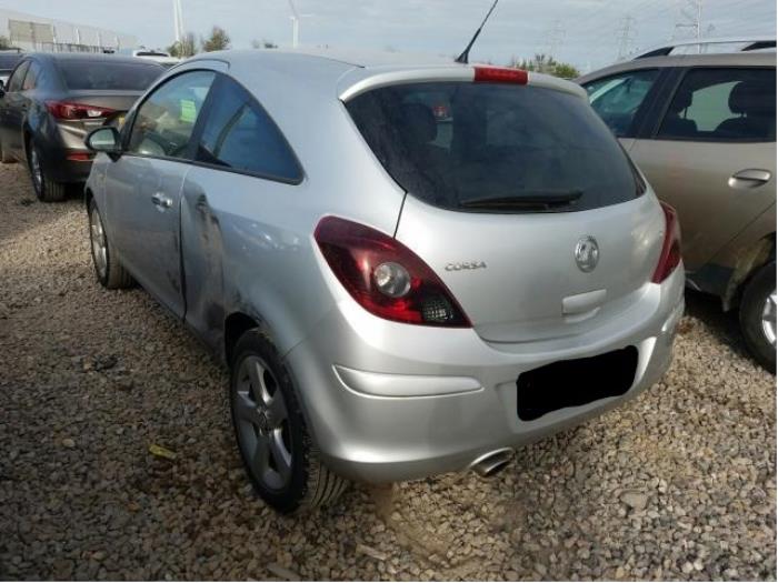Opel Corsa D 1.2 16V Sloopvoertuig (2013, Zilvergrijs)