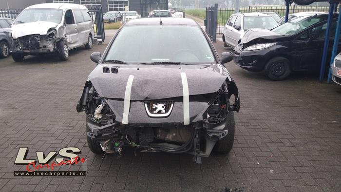 Peugeot 206+ 1.4 XS Sloopvoertuig (2010, Metallic, Zwart)