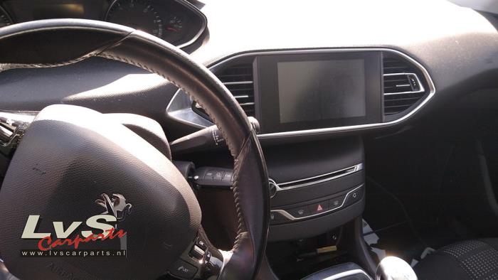 Peugeot 308 SW 1.6 BlueHDi 120 Sloopvoertuig (2015, Blauw)