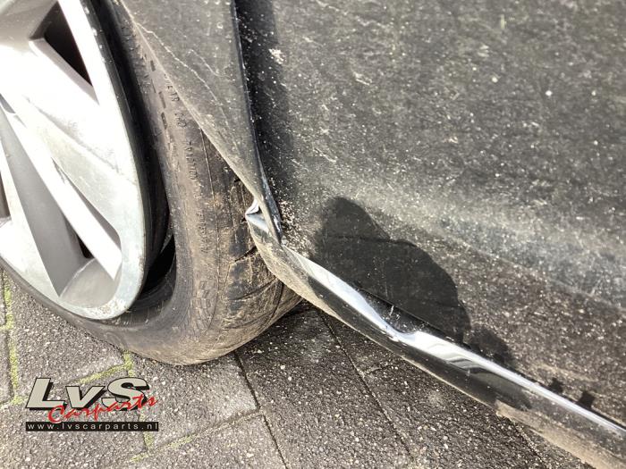 Seat Leon 1.4 TSI ACT 16V Samochód złomowany (2017, Czarny)