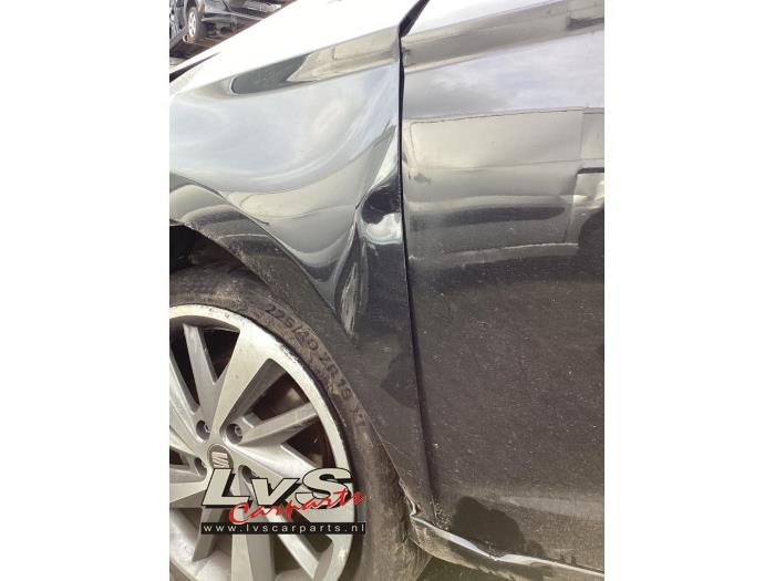 Seat Leon 1.4 TSI ACT 16V Samochód złomowany (2017, Czarny)