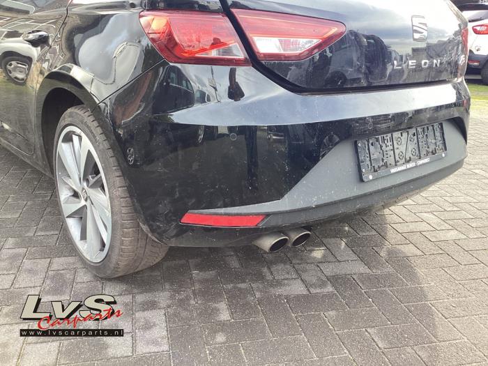 Seat Leon 1.4 TSI ACT 16V Samochód złomowany (2017, Czarny)