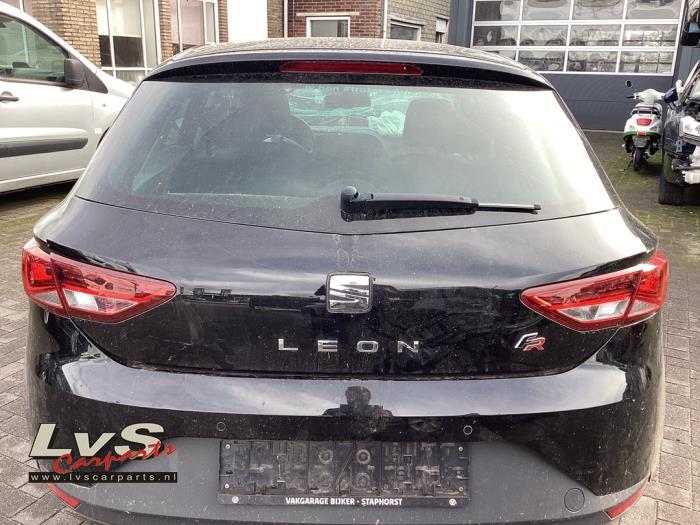 Seat Leon 1.4 TSI ACT 16V Samochód złomowany (2017, Czarny)