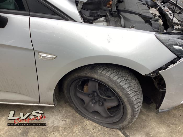 Opel Astra K Sports Tourer 1.6 CDTI 110 16V Sloopvoertuig (2016, Grijs)