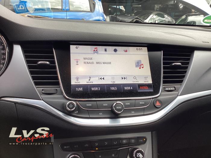 Opel Astra K Sports Tourer 1.6 CDTI 110 16V Sloopvoertuig (2016, Grijs)