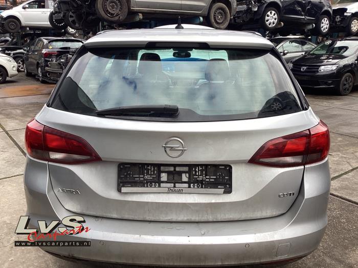 Opel Astra K Sports Tourer 1.6 CDTI 110 16V Sloopvoertuig (2016, Grijs)