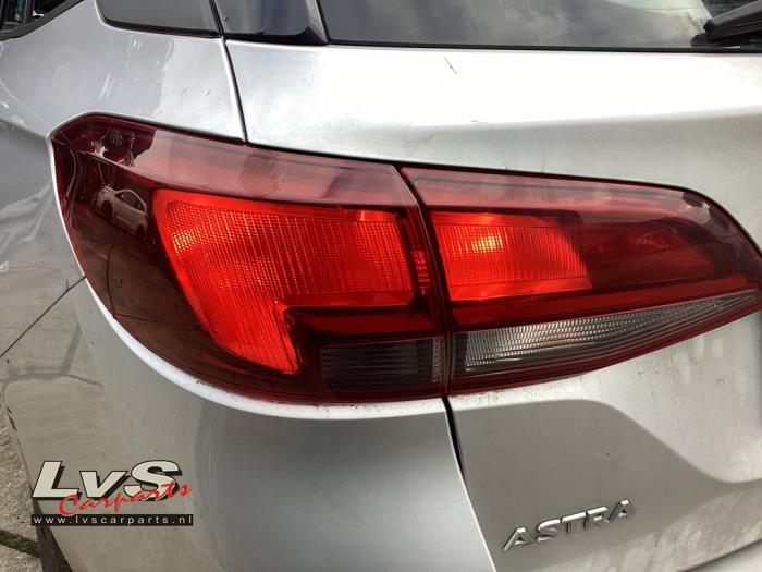 Opel Astra K Sports Tourer 1.6 CDTI 110 16V Sloopvoertuig (2016, Grijs)