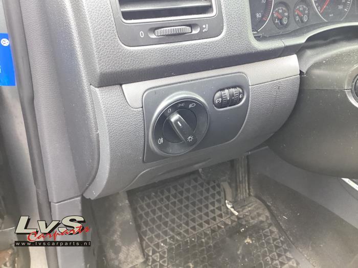 Volkswagen Golf V Variant 1.4 TSI 140 16V Skrotfordon (2008, GRIJS)