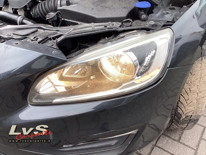 Volvo V60 I 1.6 DRIVe Skrotfordon (2015, GRIJS)