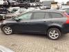 Volvo V60 I 1.6 DRIVe Skrotfordon (2015, GRIJS)