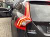 Volvo V60 I 1.6 DRIVe Skrotfordon (2015, GRIJS)