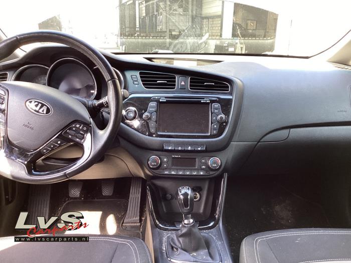 Kia Cee'd 1.6 GDI 16V Sloopvoertuig (2014, Zwart)