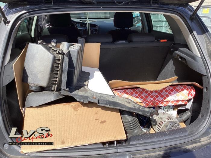 Kia Cee'd 1.6 GDI 16V Sloopvoertuig (2014, Zwart)