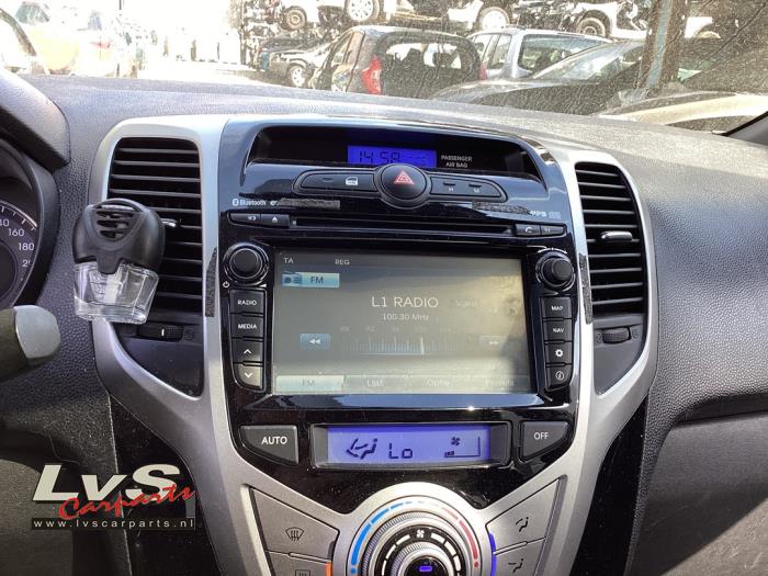 Hyundai iX20 1.4i 16V Sloopvoertuig (2011, Zilvergrijs)