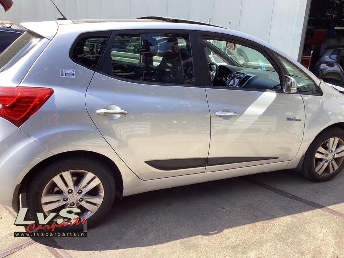 Hyundai iX20 1.4i 16V Sloopvoertuig (2011, Zilvergrijs)