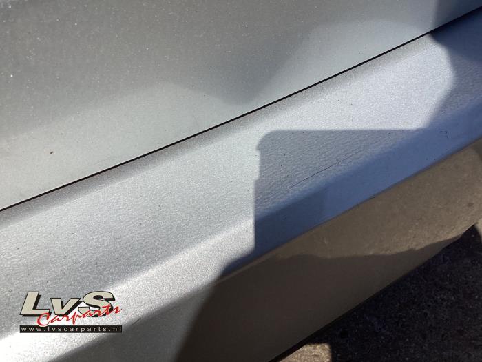 Hyundai iX20 1.4i 16V Sloopvoertuig (2011, Zilvergrijs)