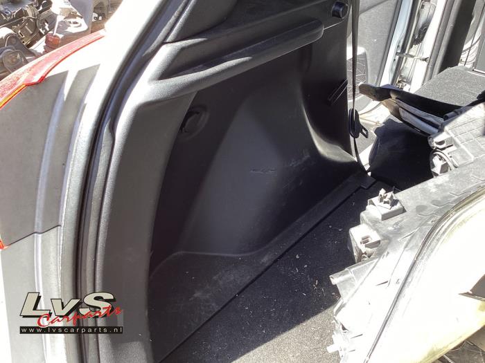 Hyundai iX20 1.4i 16V Sloopvoertuig (2011, Zilvergrijs)