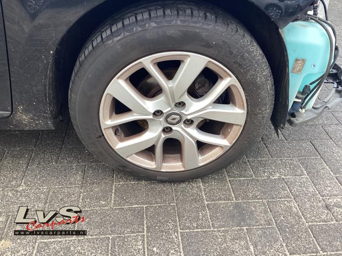 Renault Clio IV 0.9 Energy TCE 90 12V Sloopvoertuig (2013, Zwart)