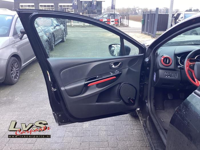 Renault Clio IV 0.9 Energy TCE 90 12V Sloopvoertuig (2013, Zwart)