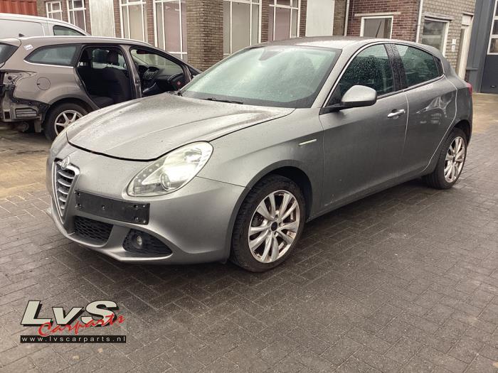 Alfa Romeo Giulietta 1.6 JTDm 16V 2010-04 / 2016-02
