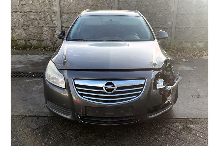 Opel Insignia Sports Tourer 2.0 CDTI 16V 160 Ecotec Skrotfordon (2010, TECHNICAL GREY METALLIC)
