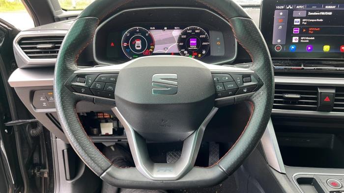 Seat Leon 1.4 TSI e-HYBRID 204 16V Samochód złomowany (2020, Metalik, Czarny)