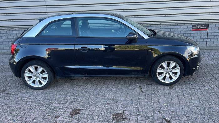 Audi A1 Sloopvoertuig (2013, Metallic, Zwart)
