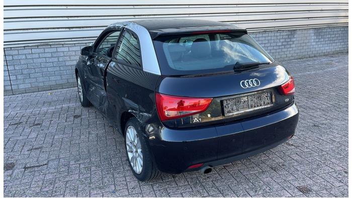 Audi A1 Sloopvoertuig (2013, Metallic, Zwart)