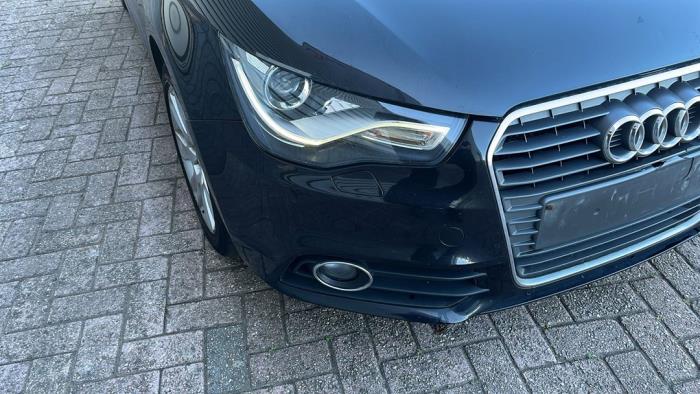 Audi A1 Sloopvoertuig (2013, Metallic, Zwart)