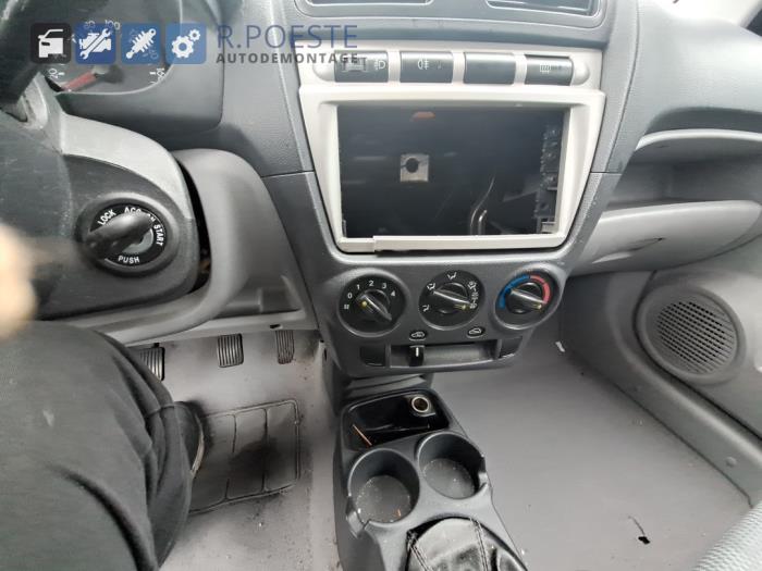 Kia Picanto 1.0 12V Skrotfordon (2008, ZWART)