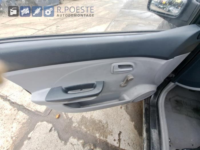 Kia Picanto 1.0 12V Skrotfordon (2008, ZWART)