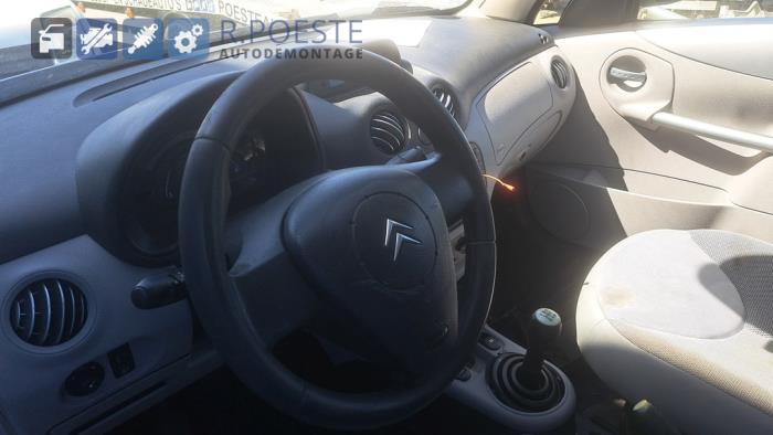 Citroen C3 Pluriel 1.4 Skrotfordon (2004, GRIJS)