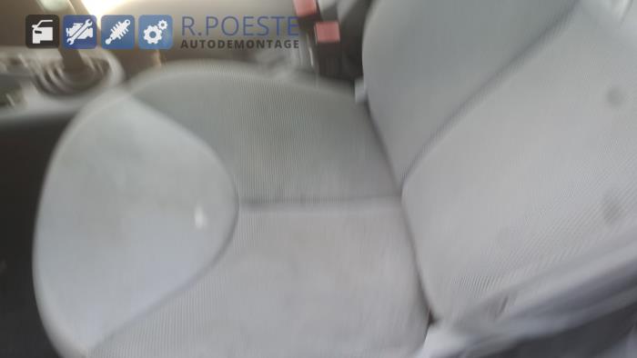 Citroen C3 Pluriel 1.4 Skrotfordon (2004, GRIJS)