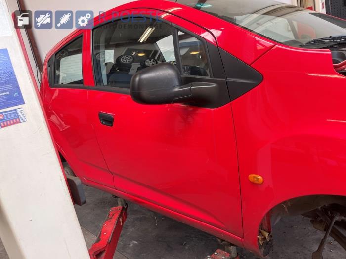 Chevrolet Spark 1.0 16V Skrotfordon (2010, ROOD)