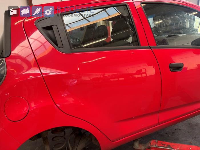 Chevrolet Spark 1.0 16V Skrotfordon (2010, ROOD)