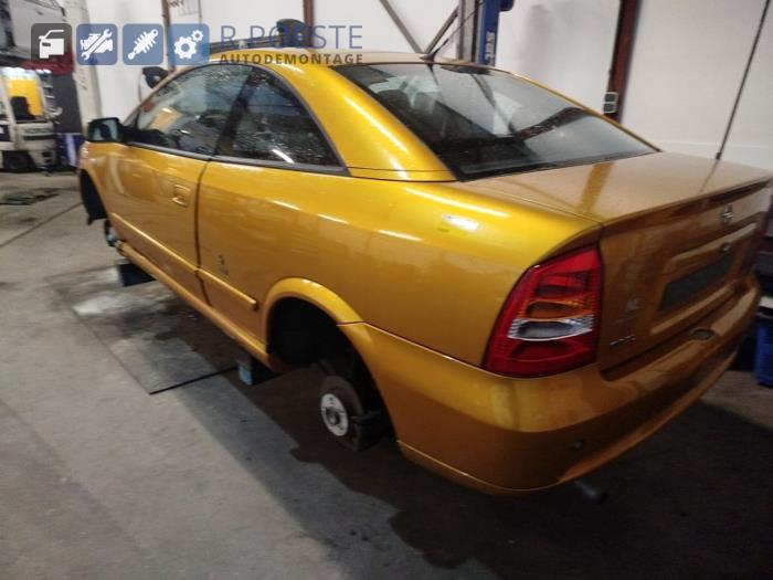 Opel Astra G 1.8 16V Skrotfordon (2000, GEEL)