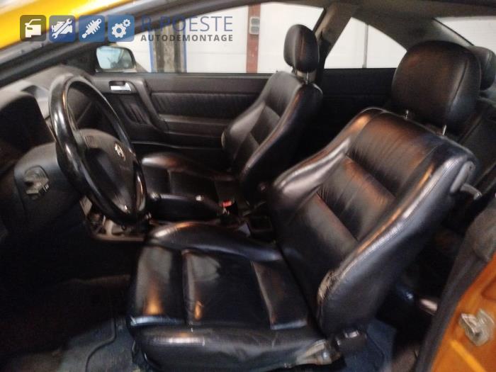 Opel Astra G 1.8 16V Skrotfordon (2000, GEEL)