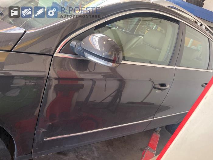 Volkswagen Passat Variant 2.0 FSI 16V Skrotfordon (2007, BRUIN)