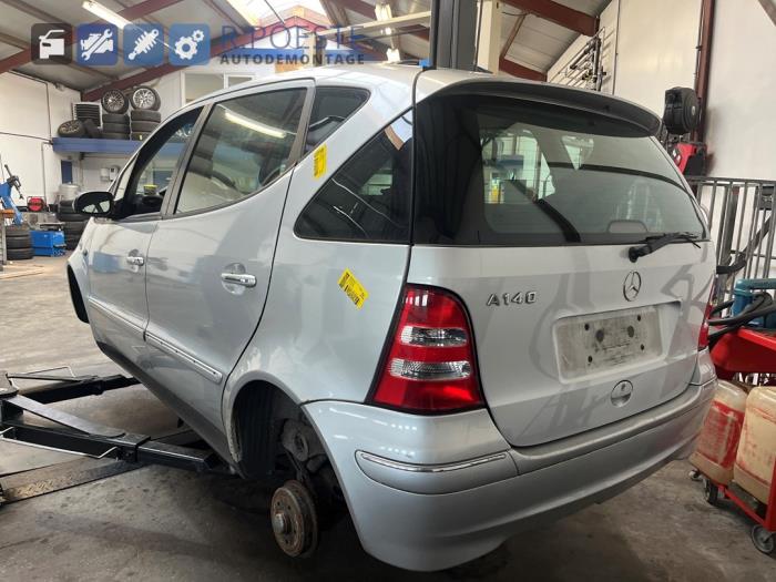 Mercedes A 1.4 A-140 Skrotfordon (2004, GRIJS)