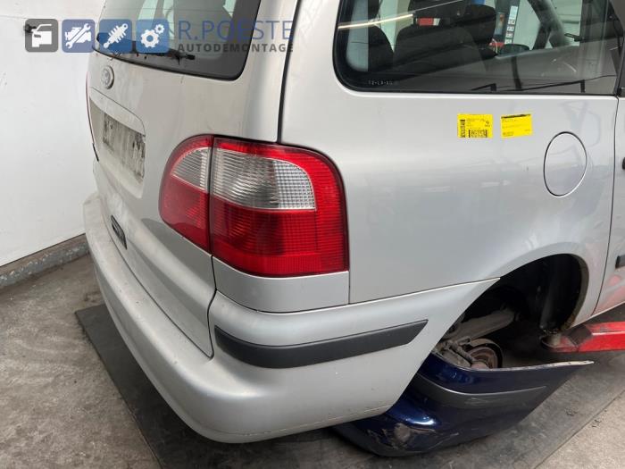 Ford Galaxy 2.0 Sloopvoertuig (2003, Grijs)