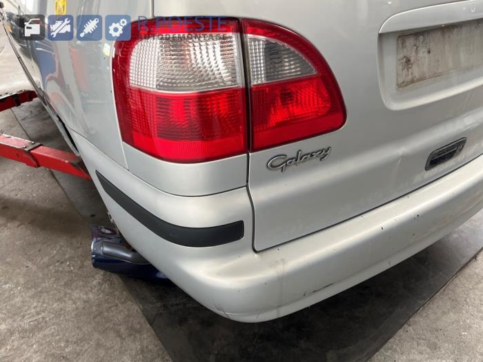 Ford Galaxy 2.0 Sloopvoertuig (2003, Grijs)