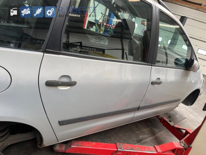 Ford Galaxy 2.0 Sloopvoertuig (2003, Grijs)