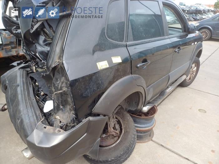 Hyundai Tucson 2.7 V6 24V 4x4 Autom. Skrotfordon (2006, ZWART)