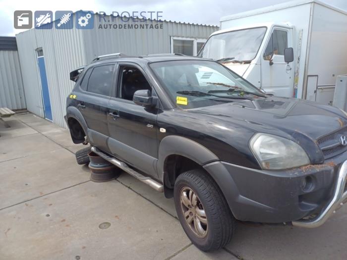 Hyundai Tucson 2.7 V6 24V 4x4 Autom. Skrotfordon (2006, ZWART)