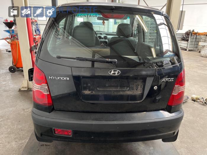 Hyundai Atos 1.1 12V Skrotfordon (2005, ZWART)