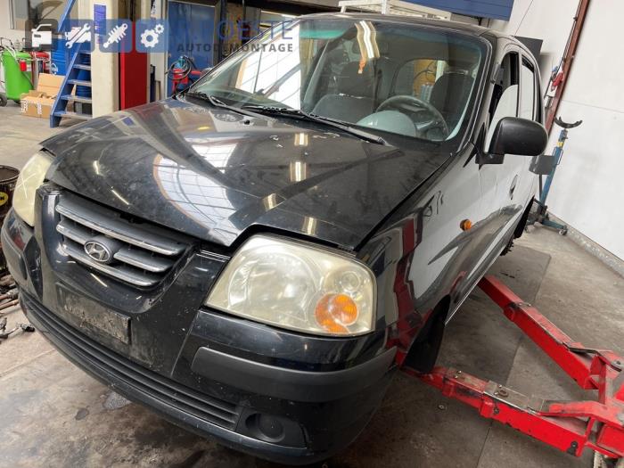 Hyundai Atos 1.1 12V Skrotfordon (2005, ZWART)