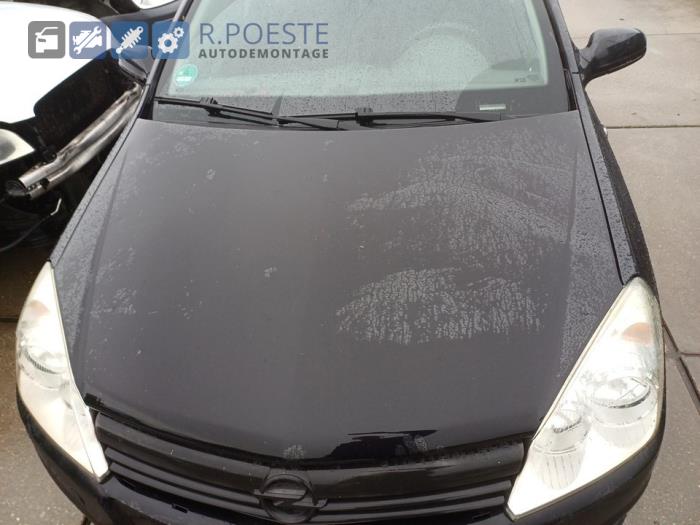 Opel Astra H SW 1.7 CDTi 16V Skrotfordon (2007, ZWART)