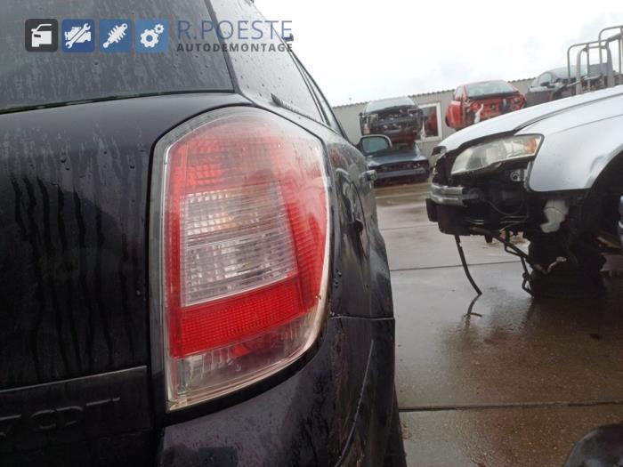 Opel Astra H SW 1.7 CDTi 16V Skrotfordon (2007, ZWART)