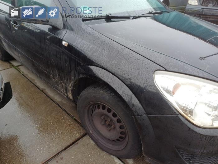 Opel Astra H SW 1.7 CDTi 16V Skrotfordon (2007, ZWART)