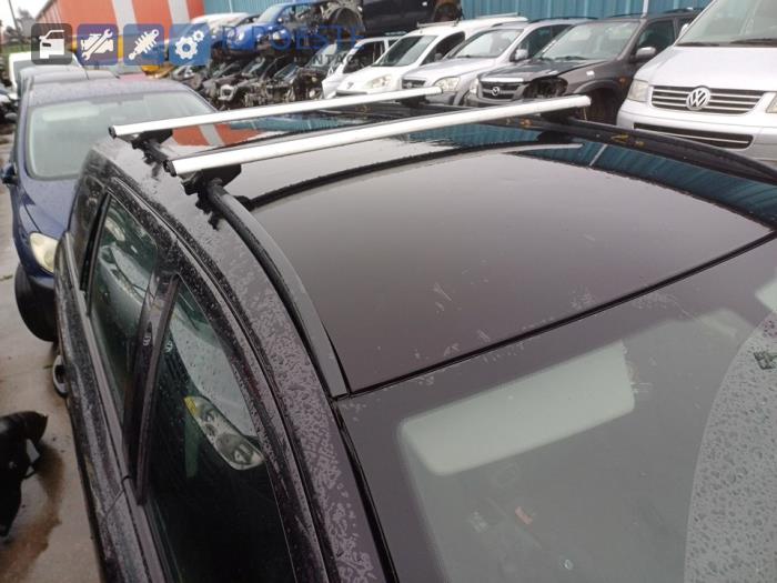 Opel Astra H SW 1.7 CDTi 16V Skrotfordon (2007, ZWART)